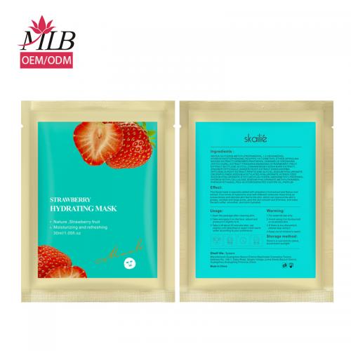 Feuille de masque facial à la fraise